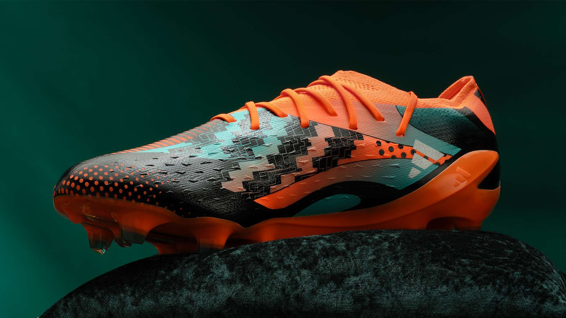 继续在赛场 继续在赛场