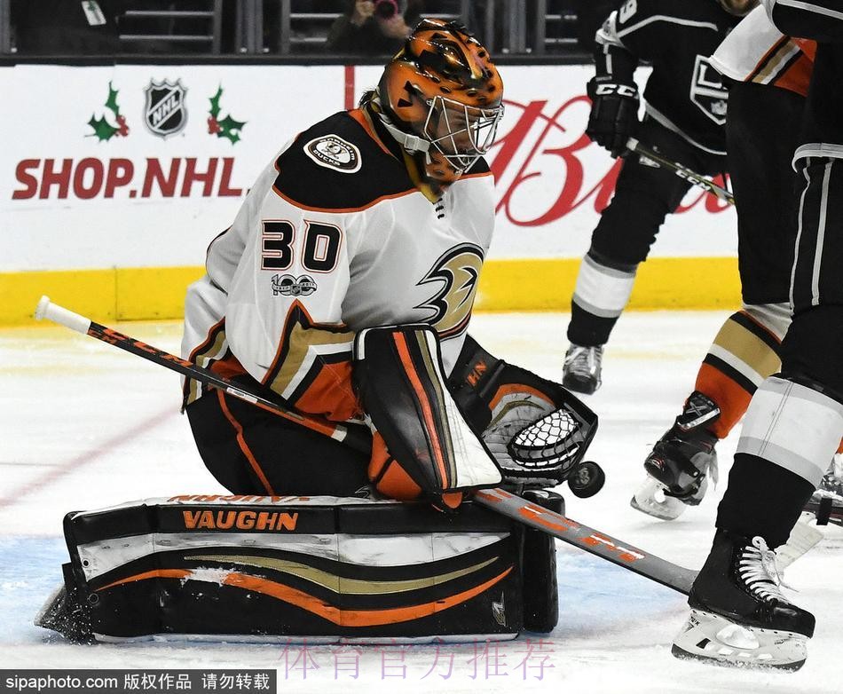 常规赛:洛杉矶国王1-2阿纳海姆小鸭 集锦 常规赛:洛杉矶国王1-2阿纳海姆小鸭 集锦